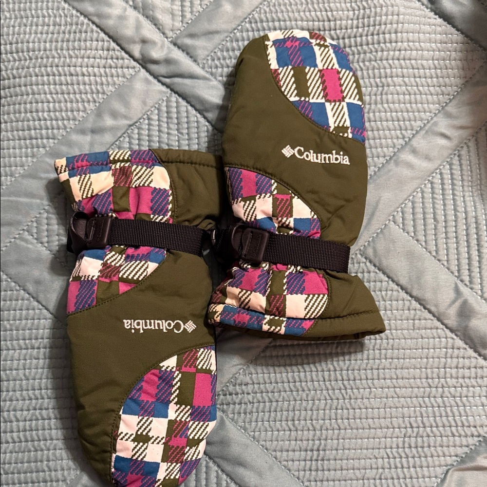 Columbia mittens